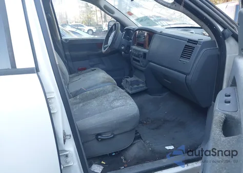 2006 Dodge Ram 1500 Slt/Trx4 Off Road/Sport z USA, uszkodzony, nr VIN 1D7HU18256J114796